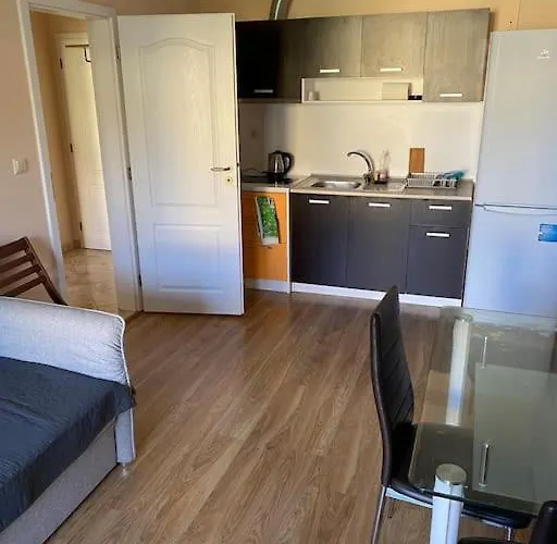 In A Luxurious Complex In Sunny Slantchev Briag