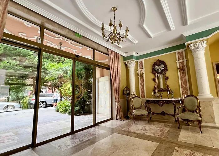 In A Luxurious Complex In Sunny Appartement *