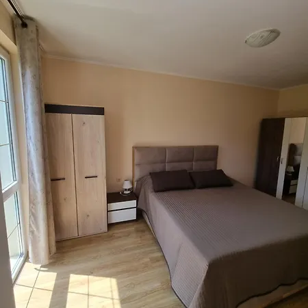 In A Luxurious Complex In Sunny Appartamento *